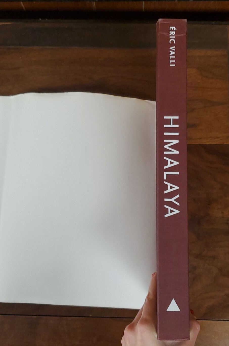 Himalaya by Eric Valli & Anne de Sales / 2001 – Harry N. Abrams, Inc.