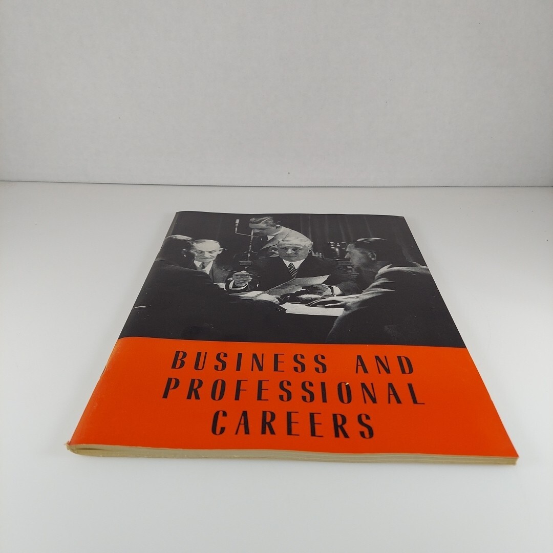 Encyclopedia Britannica Home Reading Guide Business And Professional Careers