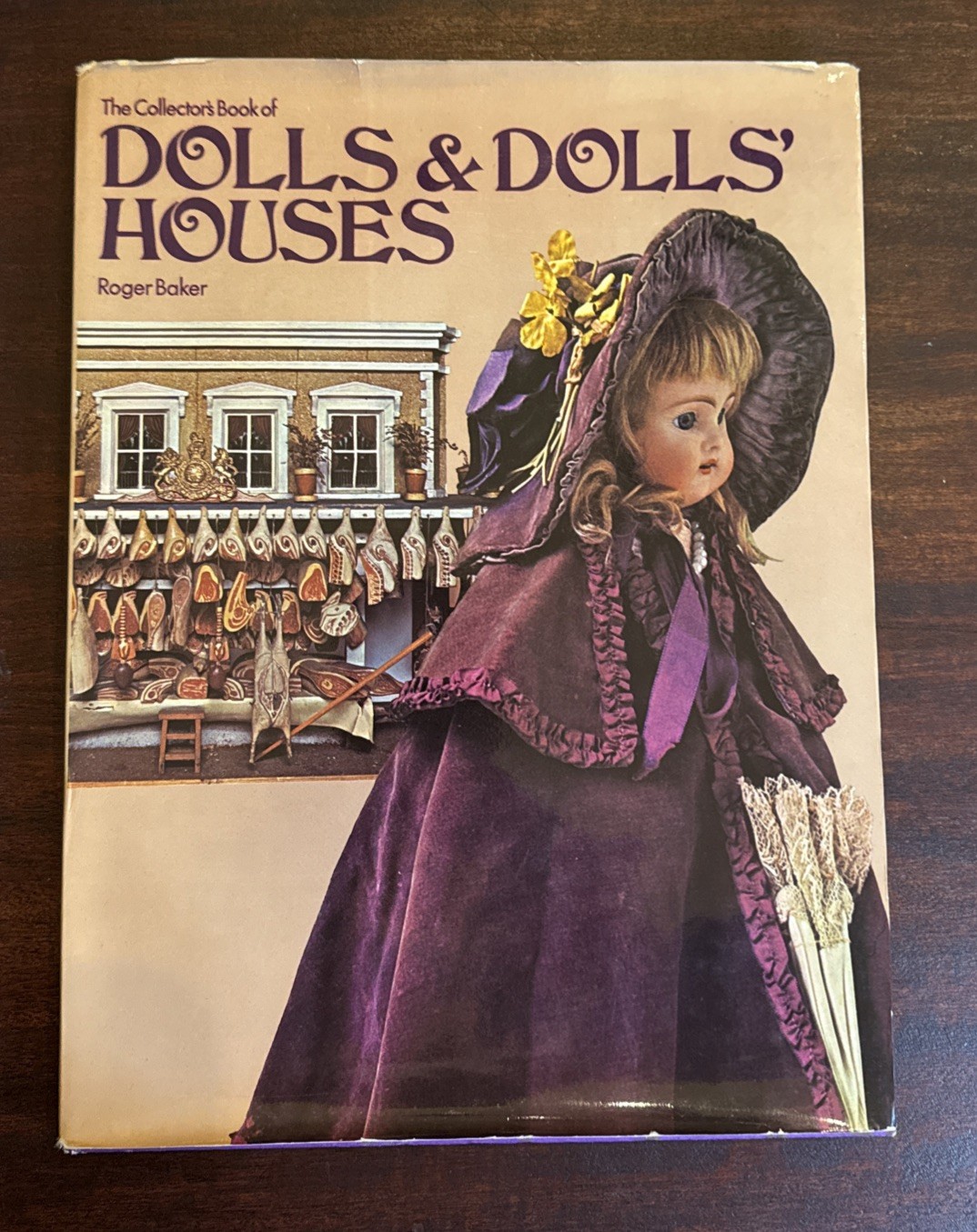 Lot Of (3) Vintage DOLL and DOLL HOUSES Collector Hardcover Books Beazley, Baker