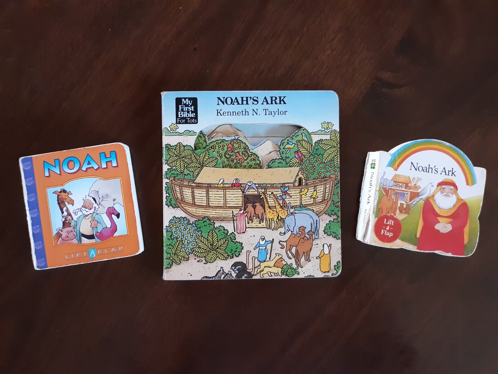 3 Noah’s Ark Board Bks – Noah’s Ark / Kenneth Taylor, 1 lift a flat, 1 w/cutouts