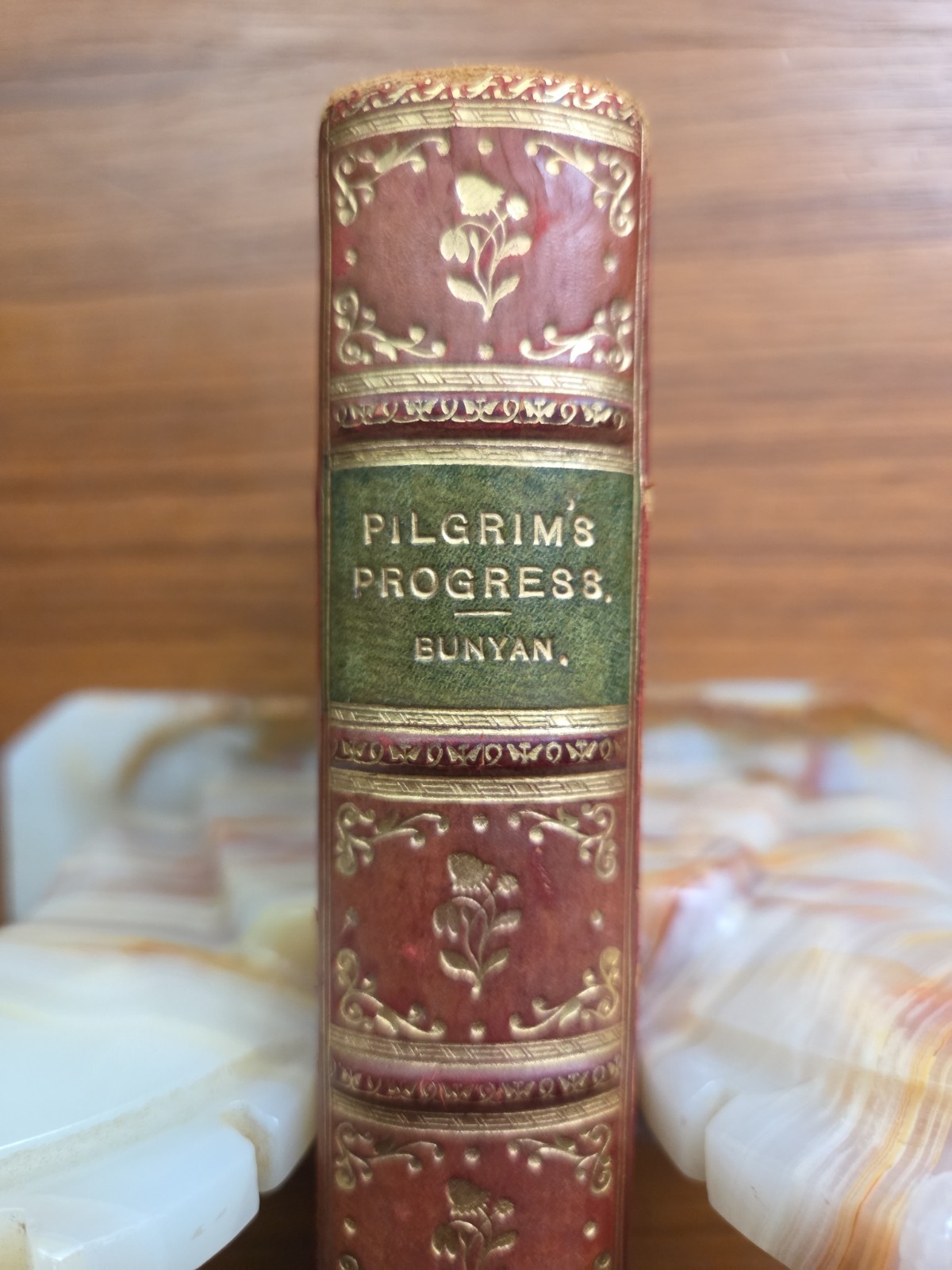 Beautiful Red Leather 1890 – The Pilgrim’s Progress – John Bunyan – Rare