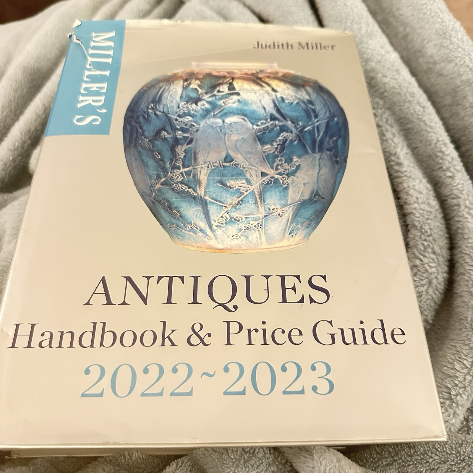 Miller’s Antiques Handbook and Price Guide 2022-2023 Hardcover