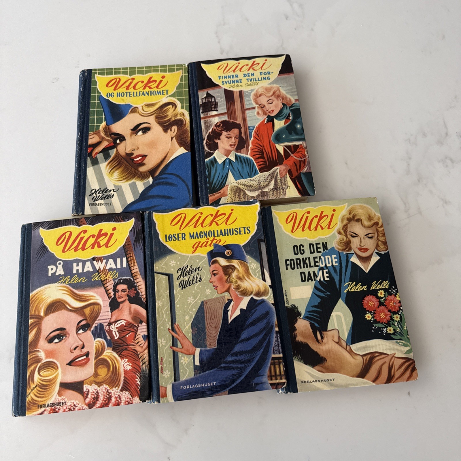 5 Helen Wells Vicki Mystery Books Norwegian Hardcover 1950s Vintage Girls Series