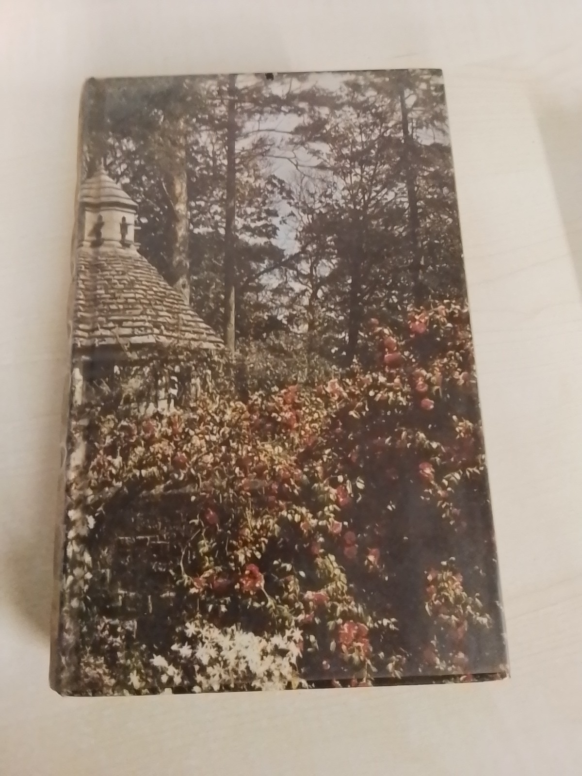 The Shell Gardens Book (Peter Hunt Ed. – 1964)