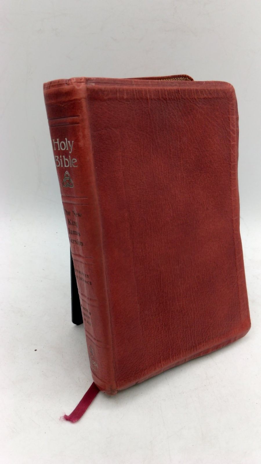 The Holy Bible: The New King James Version Hardcover Reference Edition 1983