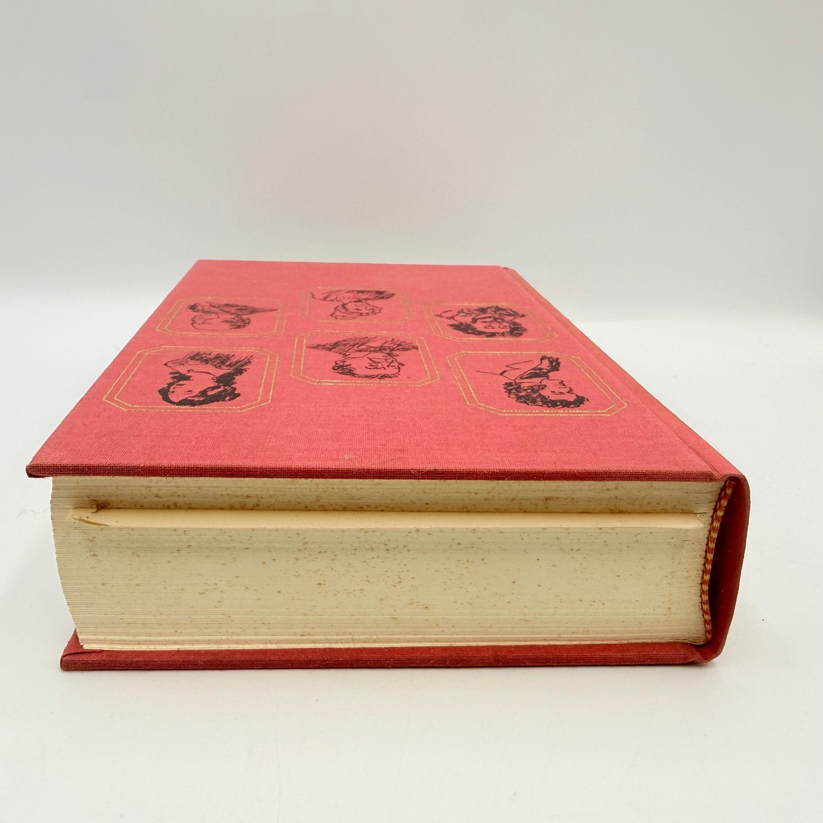 Nicholas Nickleby Charles Dickens Heritage Press 1968 Hardcover Slipcase