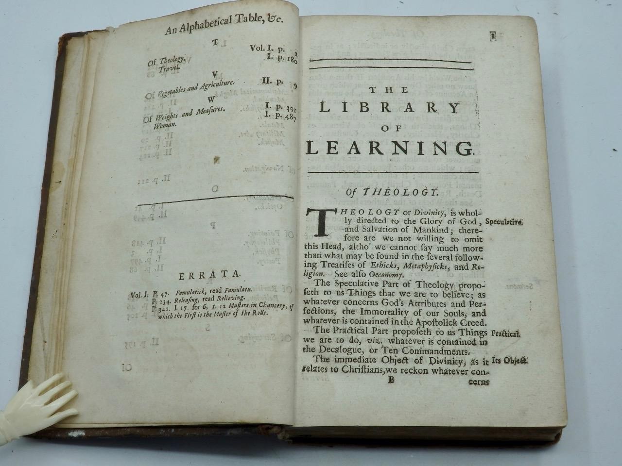 1722 UNIVERSAL LIBRARY or COMPLEAT SUMMARY of SCIENCE – FULL LEATHER Very Clean