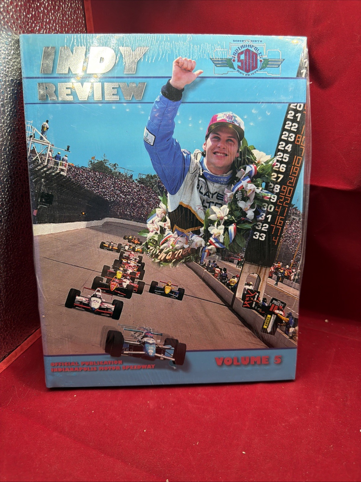 1995 Indy Review IndyCar Series Yearbook Indianapolis 500 Jacques Villeneuve