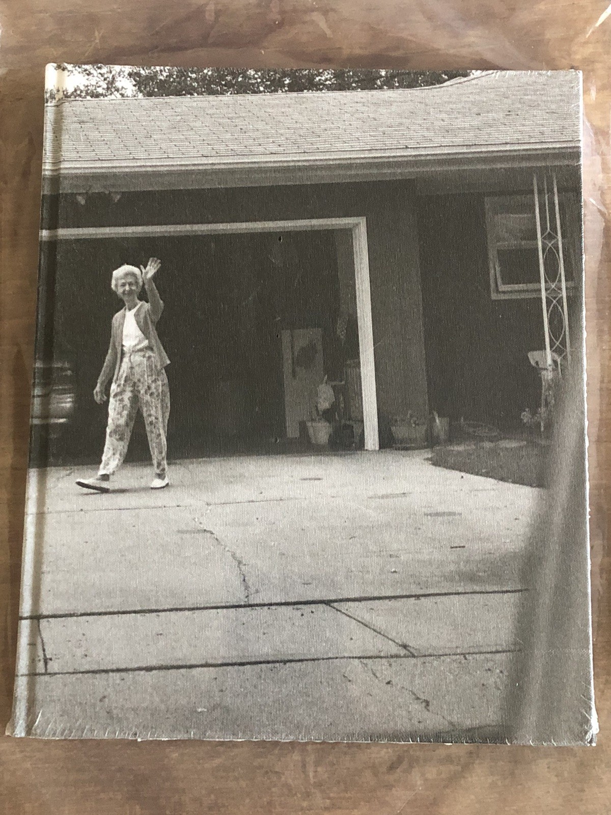 Deanna Dikeman, Leaving And Waving NEW