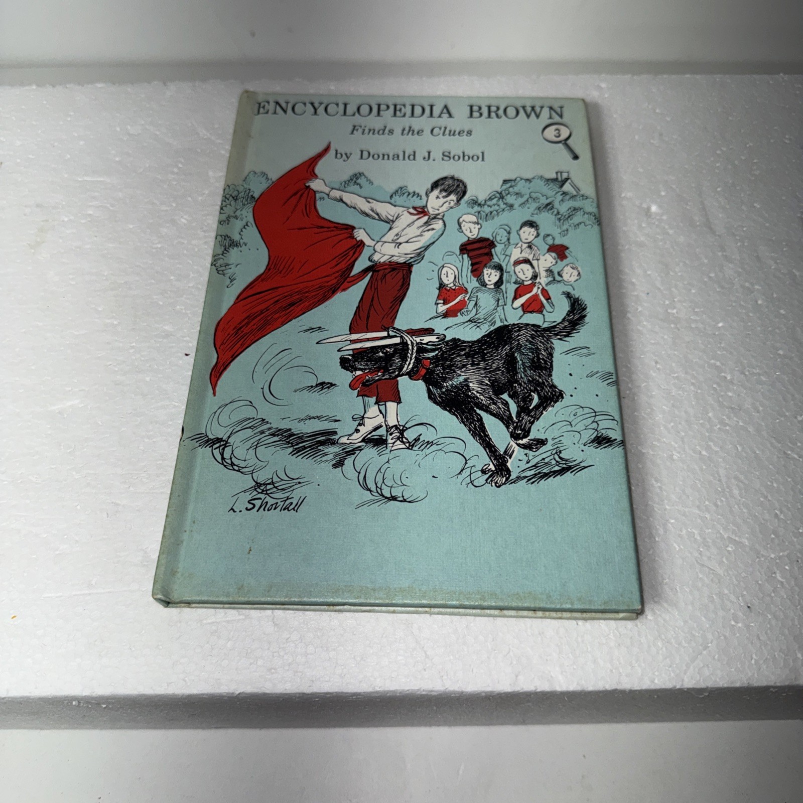 Encyclopedia Brown Find the Clues by Donald J Sobol 1966 Book Club Edition