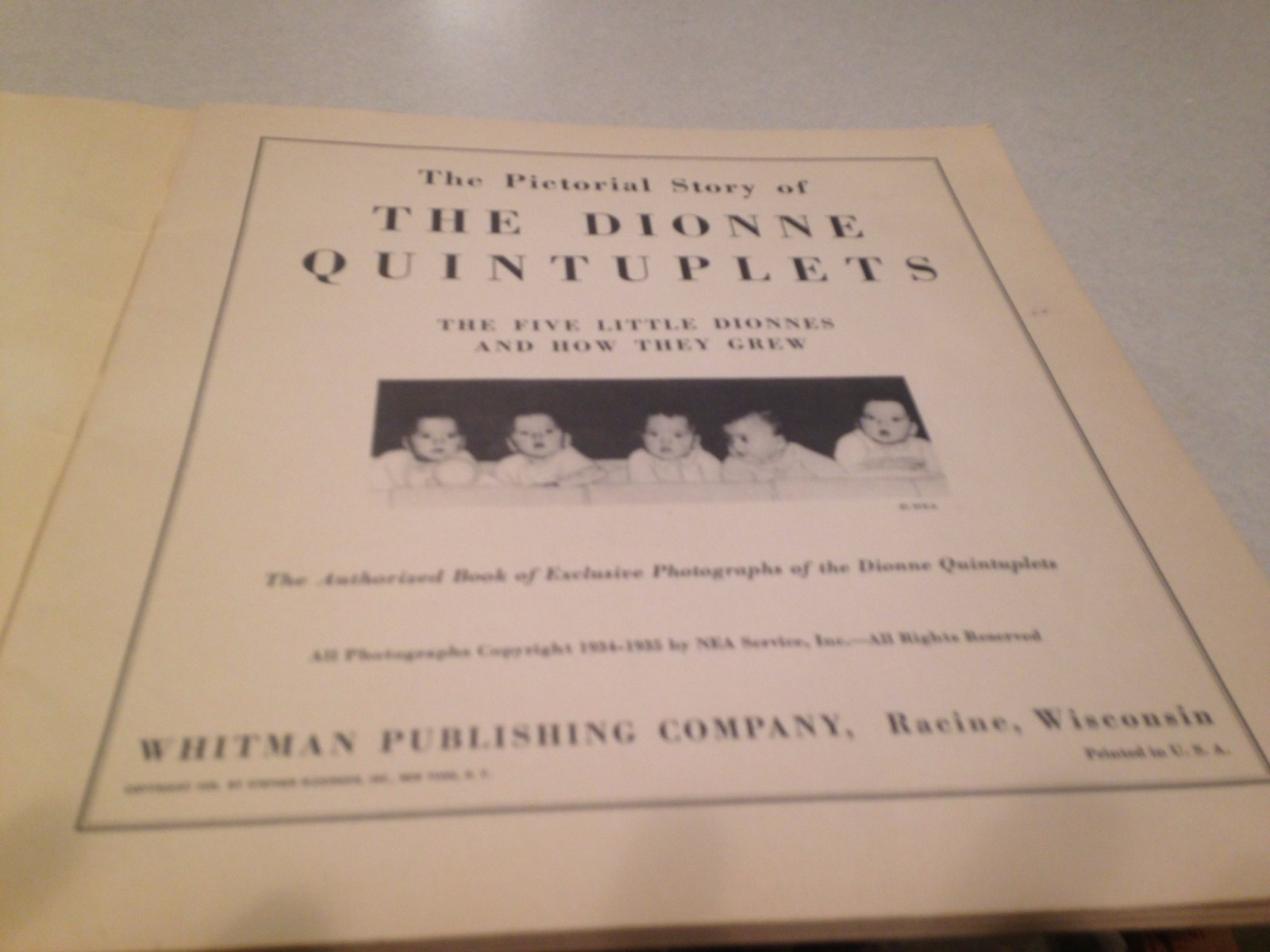 1935 Story Canada Dionne Quintuplets Photograph Pictoral Book Booklet 40 Pages