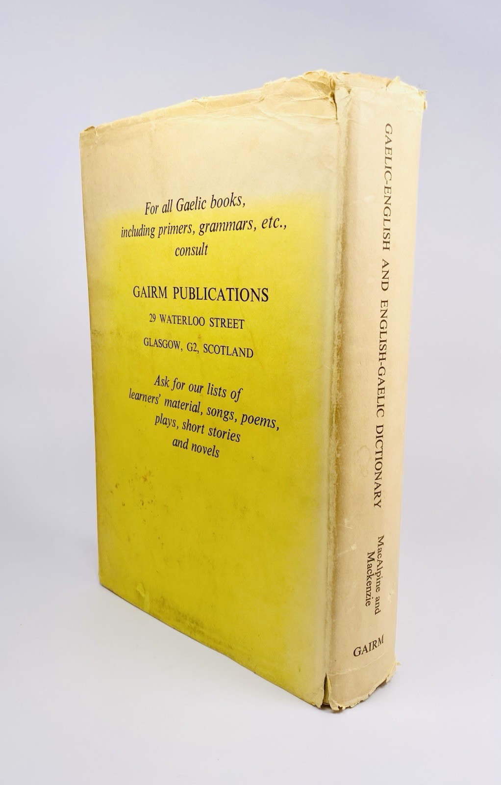 MacALPINE’s PRONOUNCING GAELIC DICTIONARY / GAELIC – ENGLISH, 1973, DJ in MYLAR