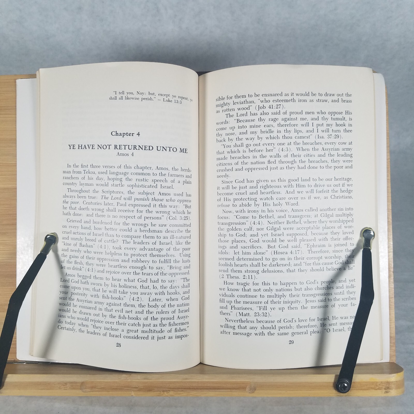 Devotional Studies in Amos: Herdsman Tekoa – Stapled Paperback by Fredna Bennett