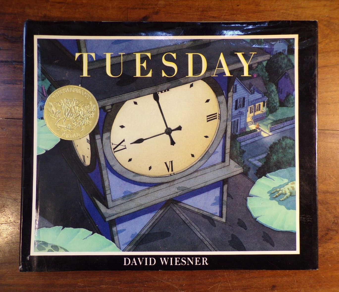 David Weisner ~ Tuesday ~ Signed ~ 1st/6th ~ HC/DJ ~ 1991 ~ Clarion Books