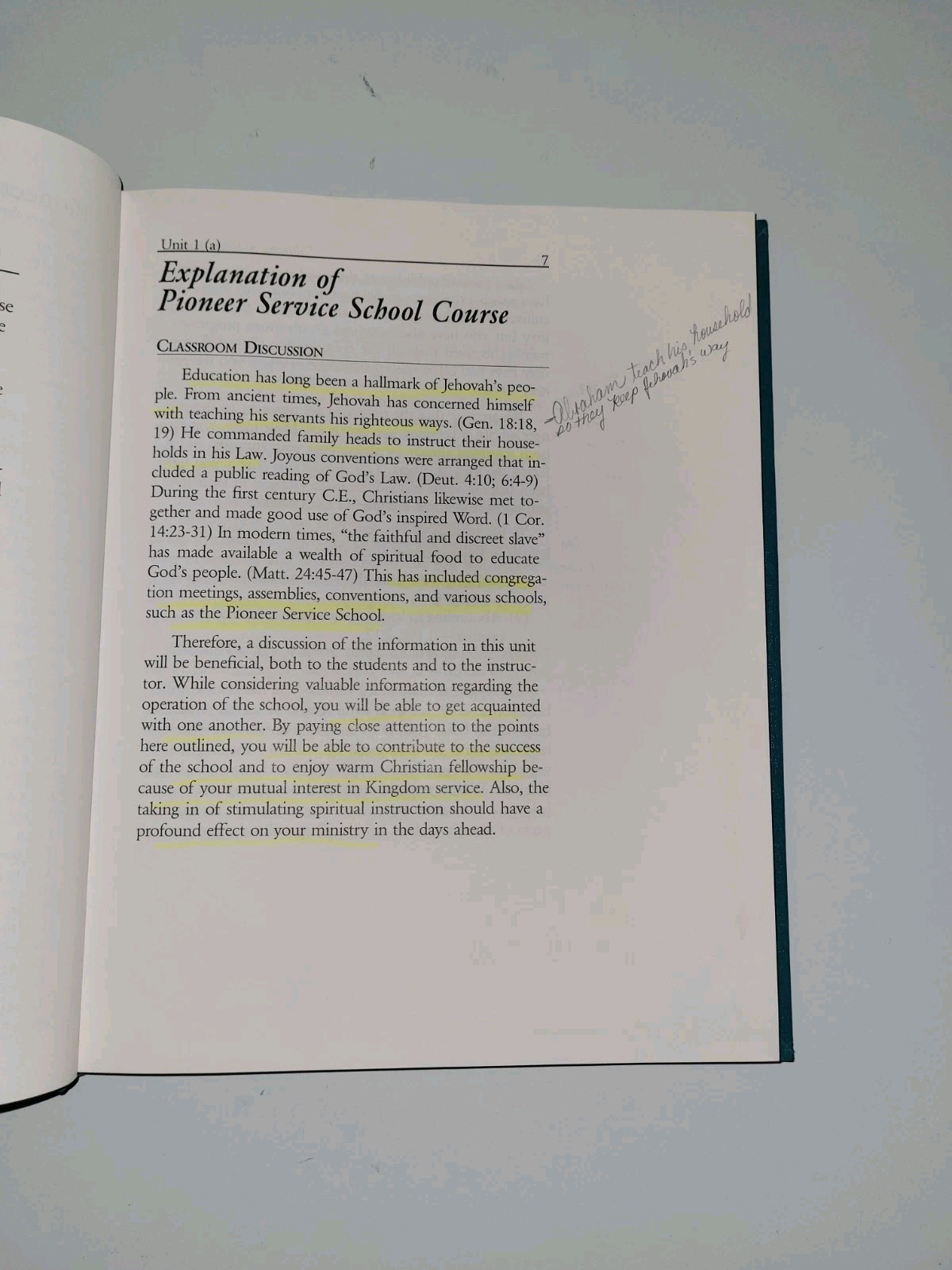 Shining As Illuminators In The World 2010 Edition Watchtower Pioneer Book
