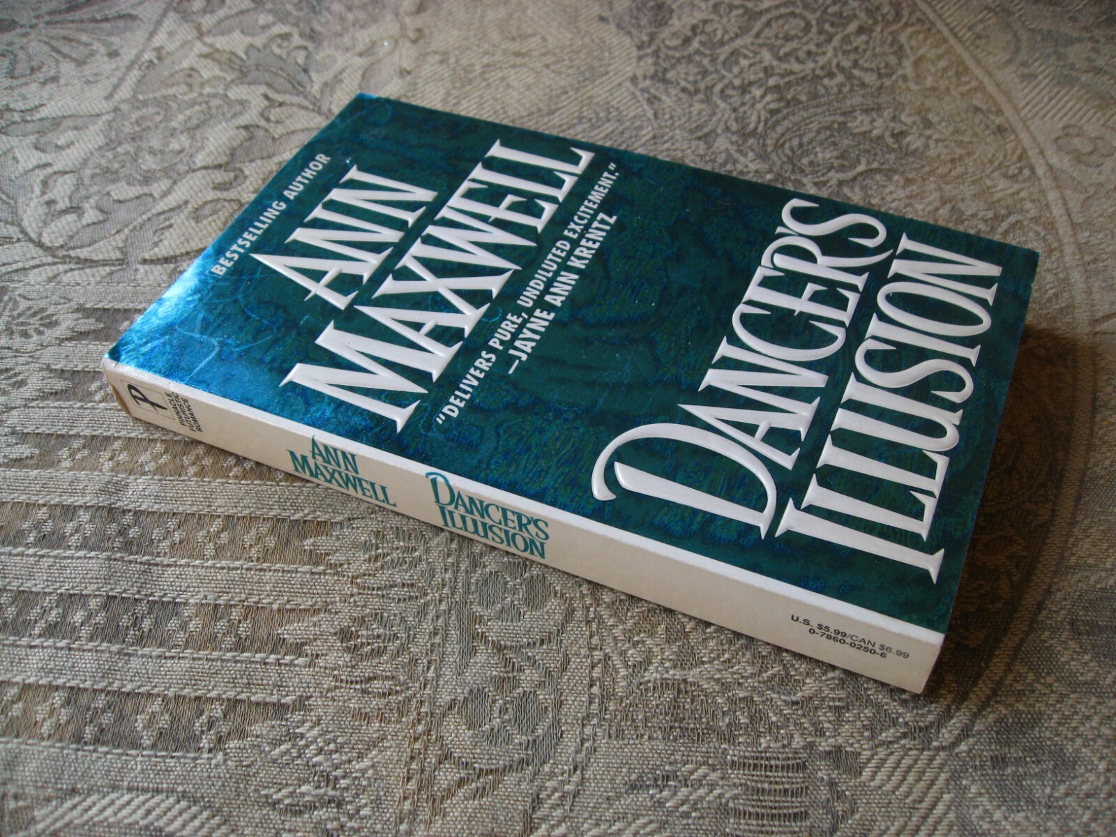 Ann Maxwell – Dancer’s Illusion – 1996 – paperback