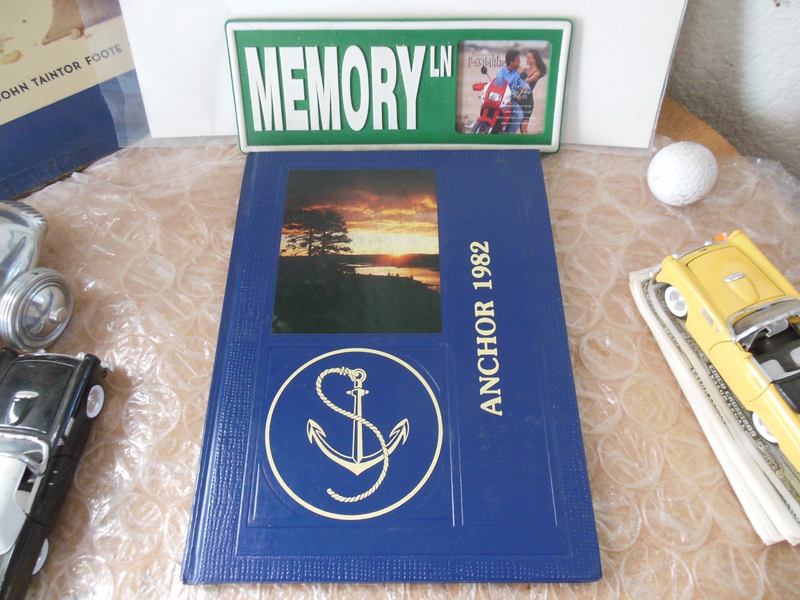 ORIGINAL 1982 GOLDEN GATE ACADEMY YEARBOOK/ANNUAL/JOURNAL/OAKLAND, CALIFORNIA