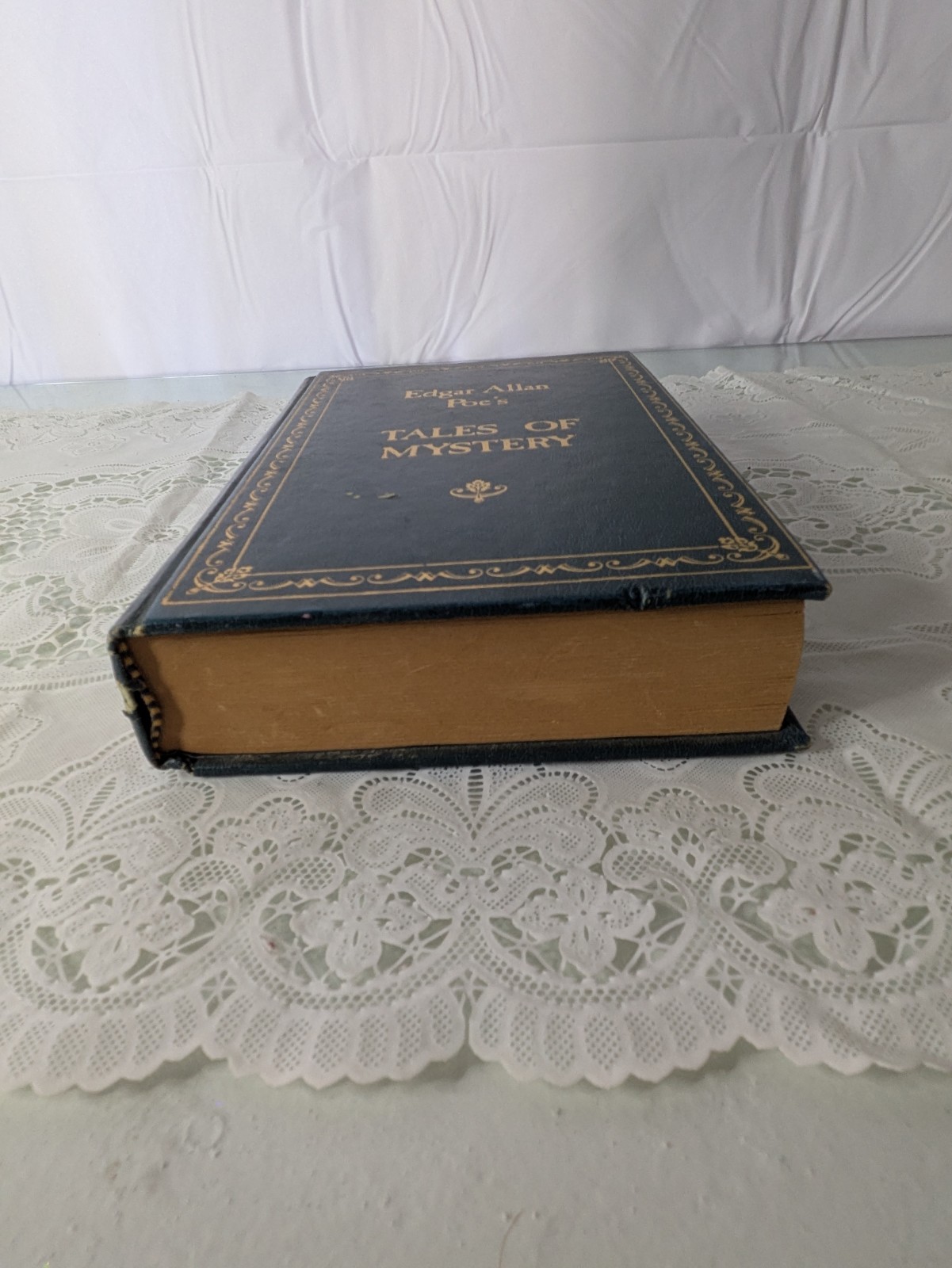 Edgar Allan Poe’s Tales Of Mystery HC 1976 Longeiver Press Secaucus, N.J. Gothic
