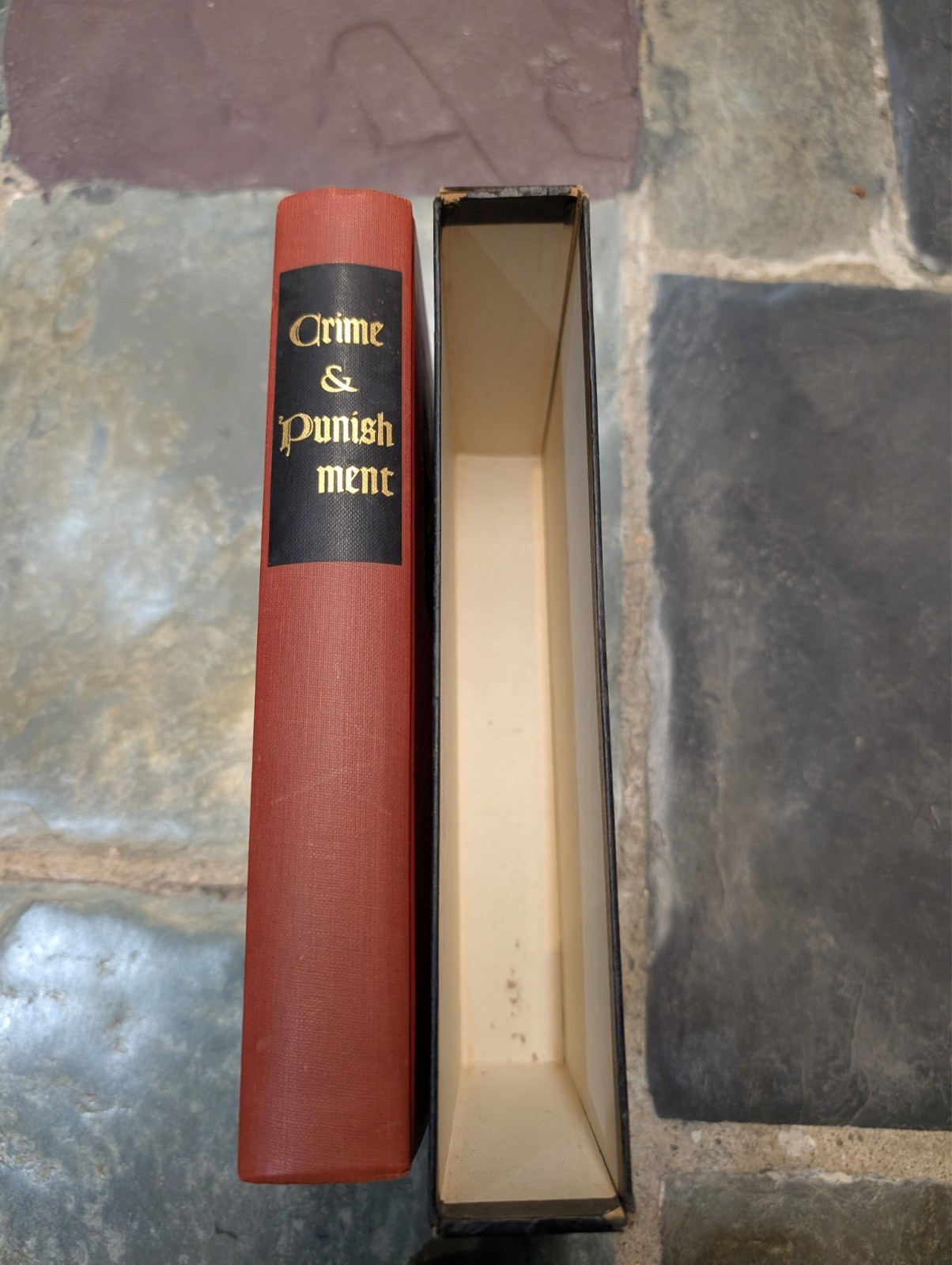 Crime And Punishment Heritage Press 1938 Dostoevsky slipcase, but torn pages