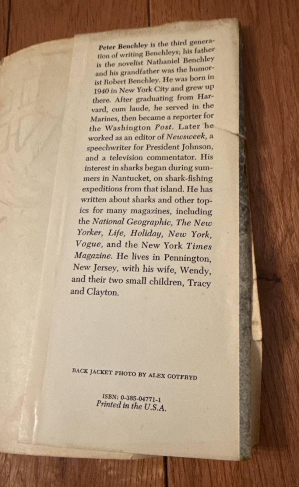 JAWS by Peter Benchley 1974 First Edition HC/DJ P31 SIGNED!