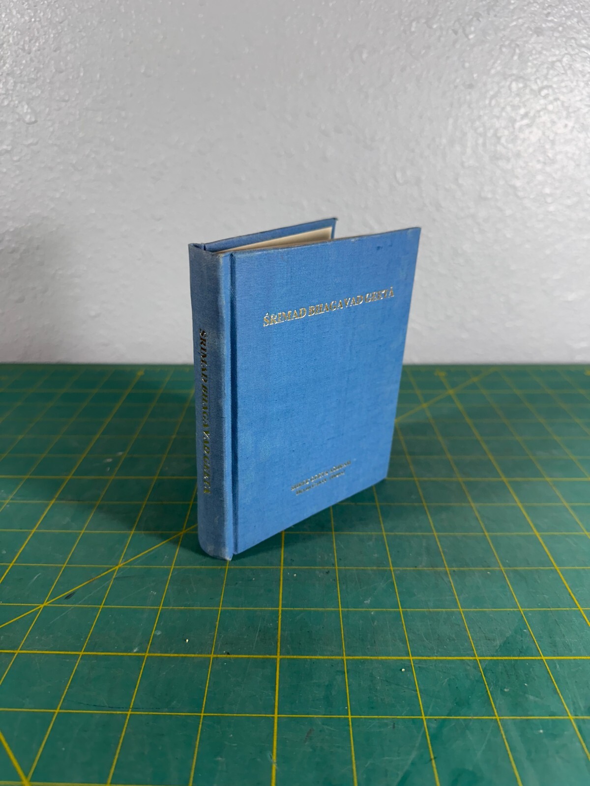 srimad Bhagavad Gita, by Sri Swami Sivananda