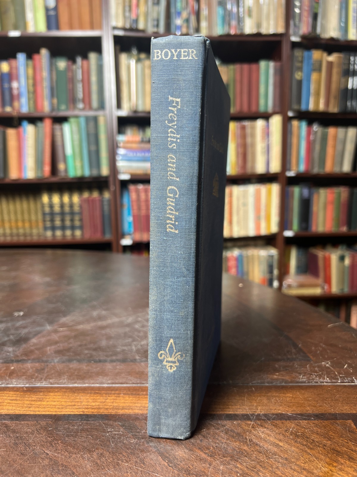 Elizabeth Boyer FREYDIS AND GUDRID 1st Edition HC 7-4