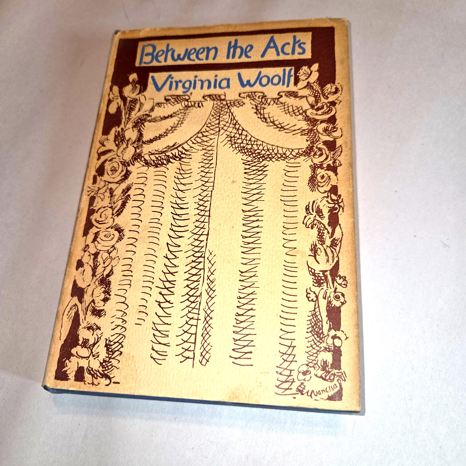 Virginia Woolf Between the Acts 1941 1st American Edition Vanessa Bell DJ