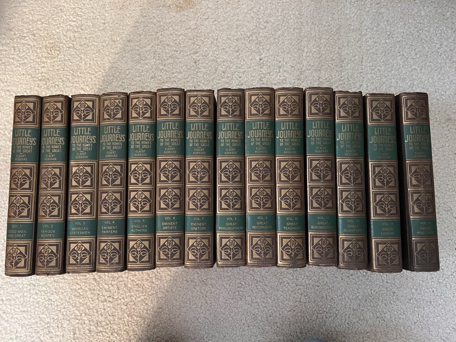 Little Journeys to the Homes of the Great. 14 Volumes