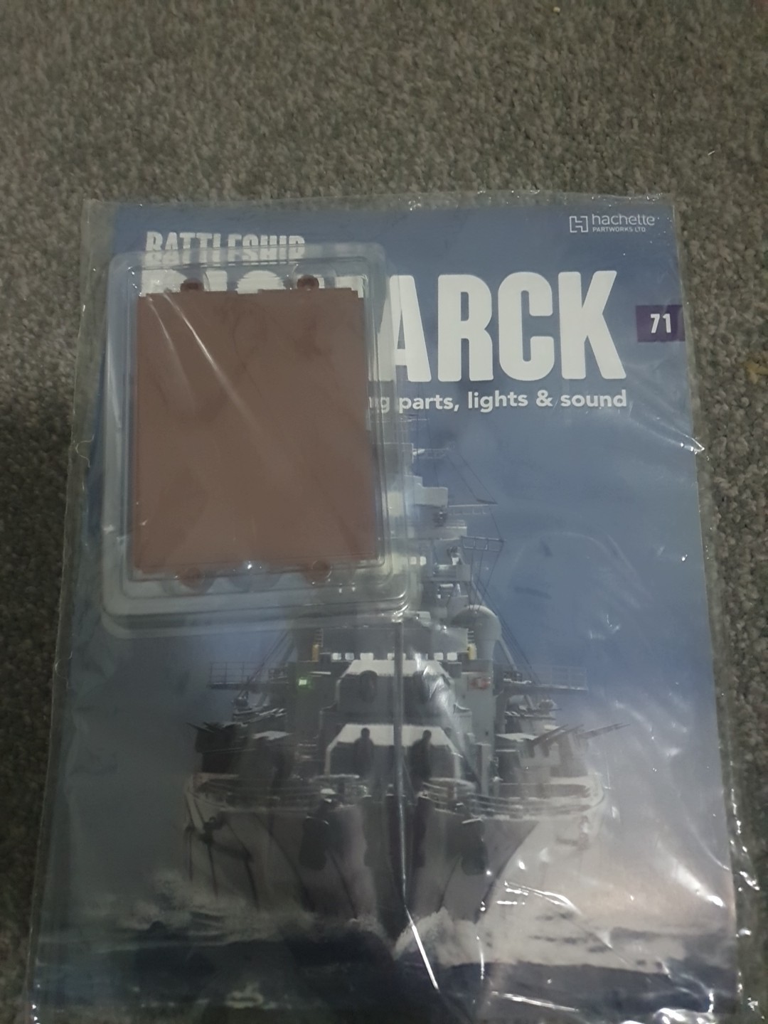 HACHETTE PARTWORKS Build The BATTLESHIP BISMARCK ISSUE #71 New