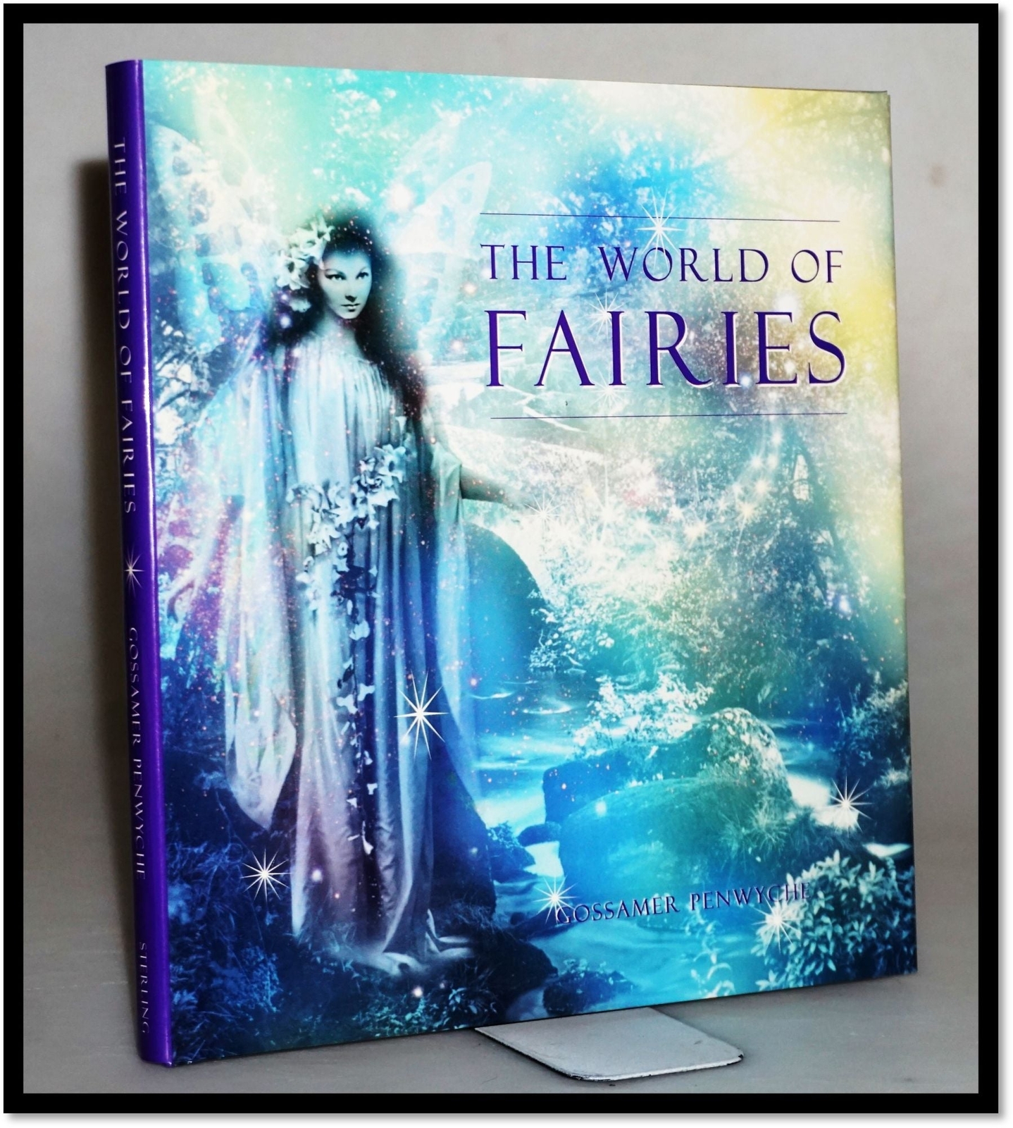 Gossamer Penwyche The World of Fairies 1st Edition 2001 Gift Quality Folk Tales