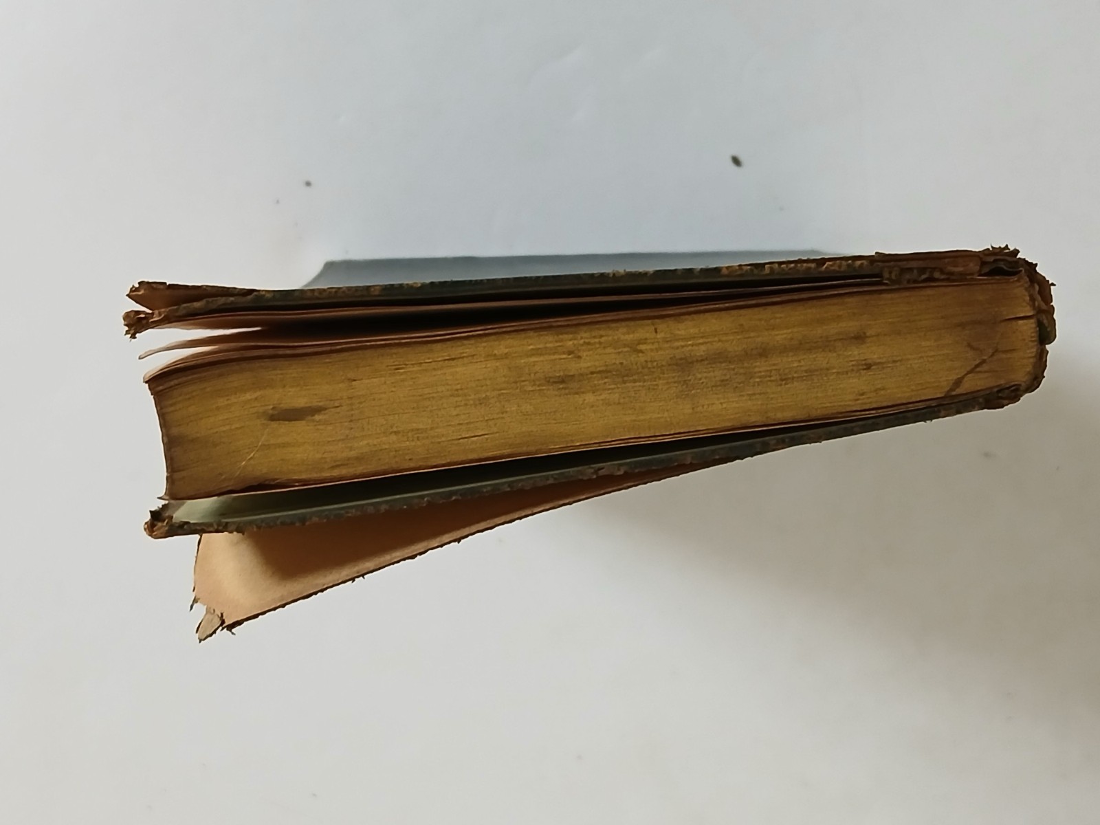 14 GREEN LEATHERBOUND THACKERAY Published by Henry Frowde, Early 1900s.