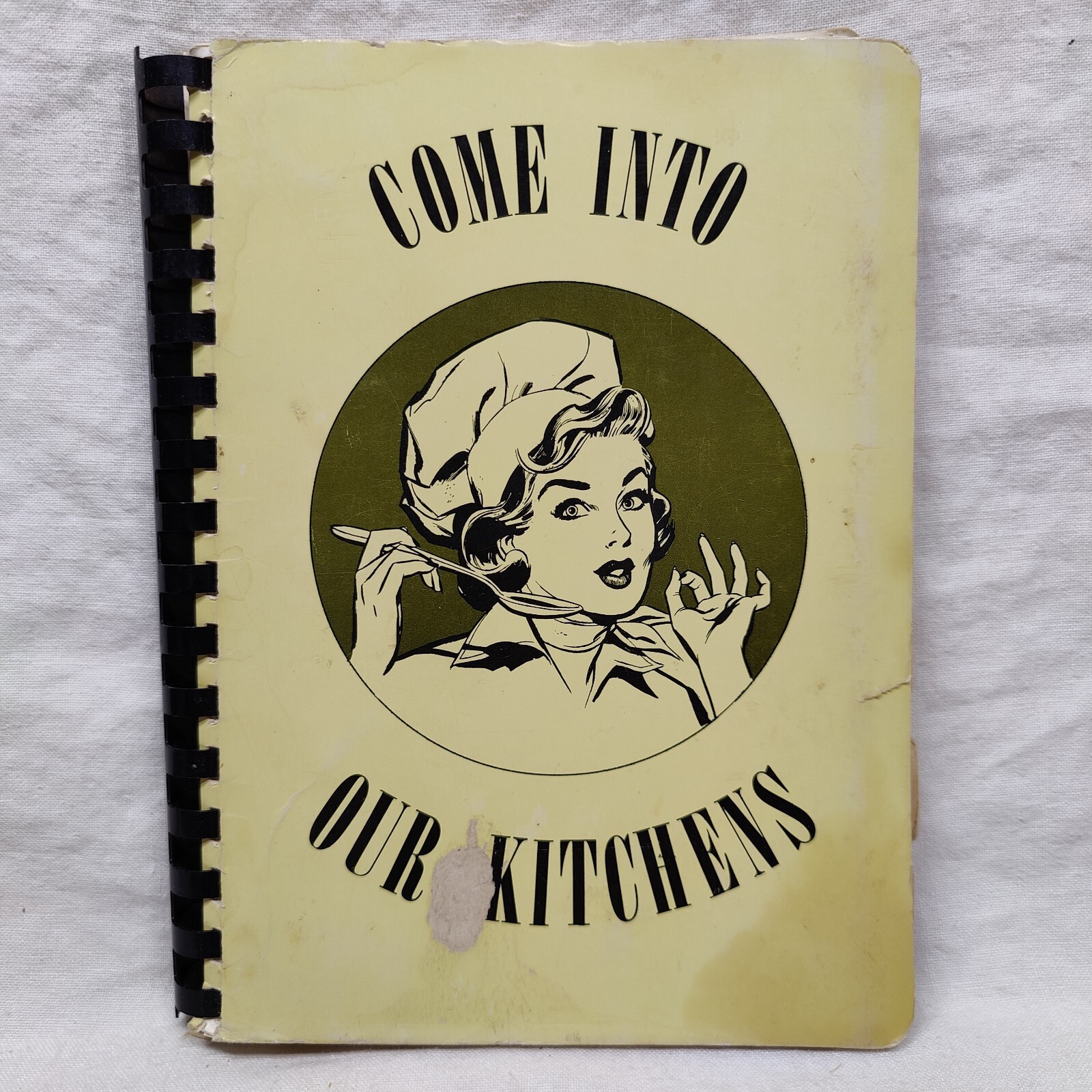 1968 Vintage Cookbook Come Into Our Kitchens Church Recipe Book Grand Rapids MI