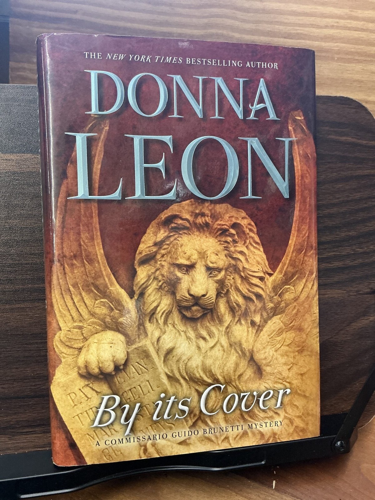Donna Leon / By its Cover 2014