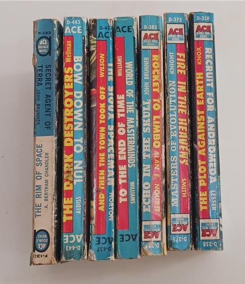 LOT OF 7 ACE DOUBLE SCIENCE FICTION PB BOOKS D-358 375 385 427 437 443 F-133