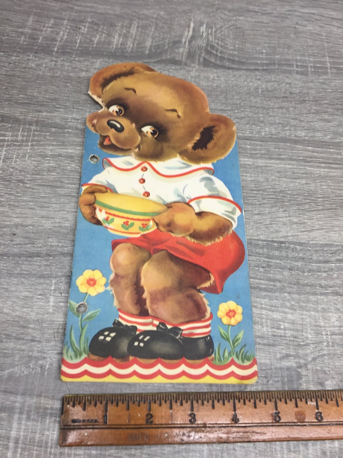 THE WEE WEE BEAR Margot Voigt 1941 Die Cut Illustrated Children’s Book