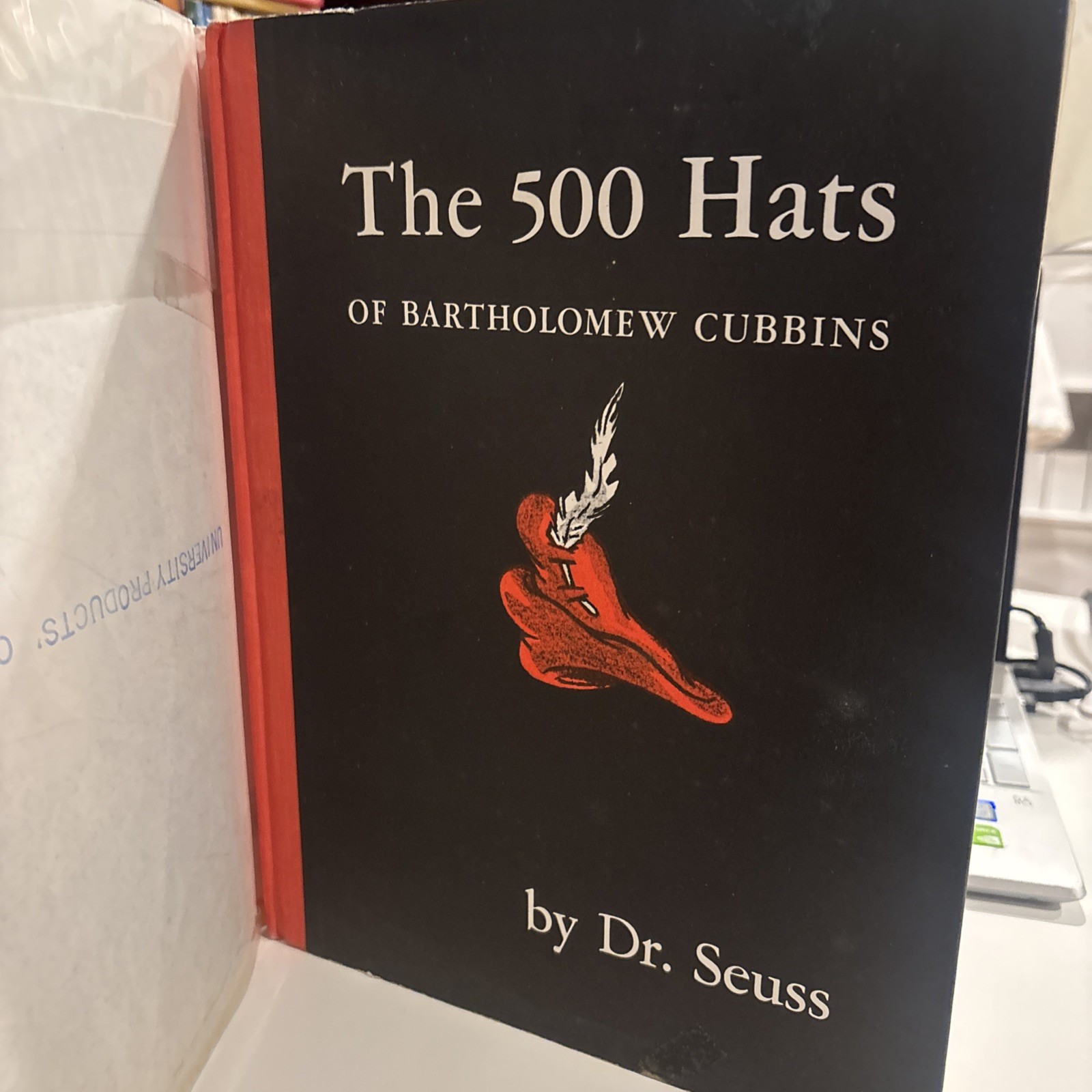 500 Hats of Bartholomew Cubbins, Dr Seuss, Random House 1st Ed $3.50 DJ