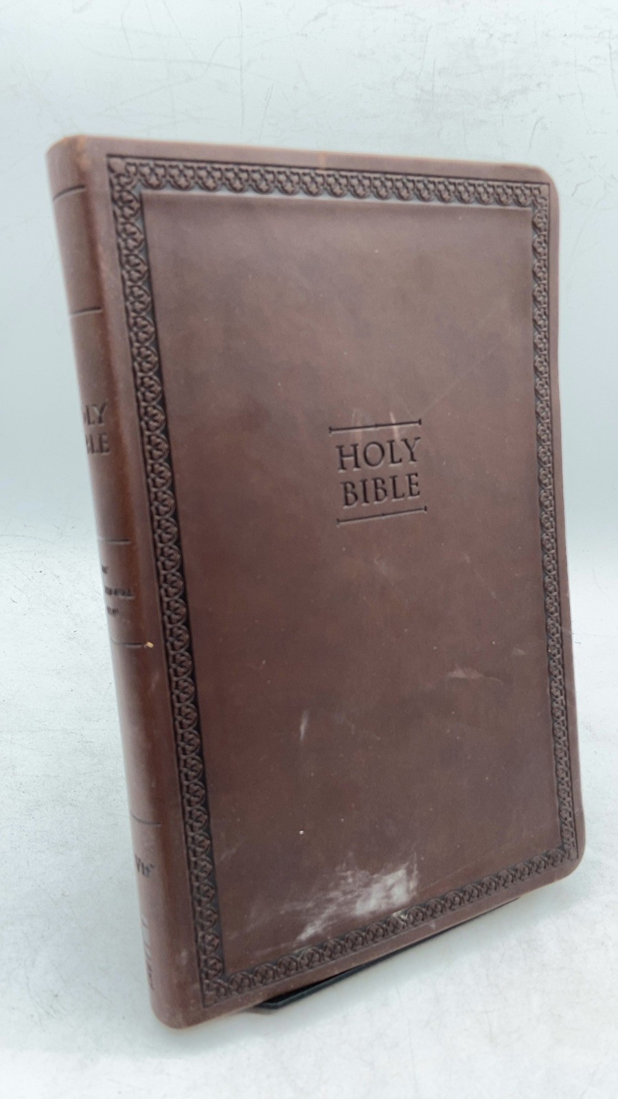 Holy Bible: New International Version Hardcover NIV Thinline Bible 2011