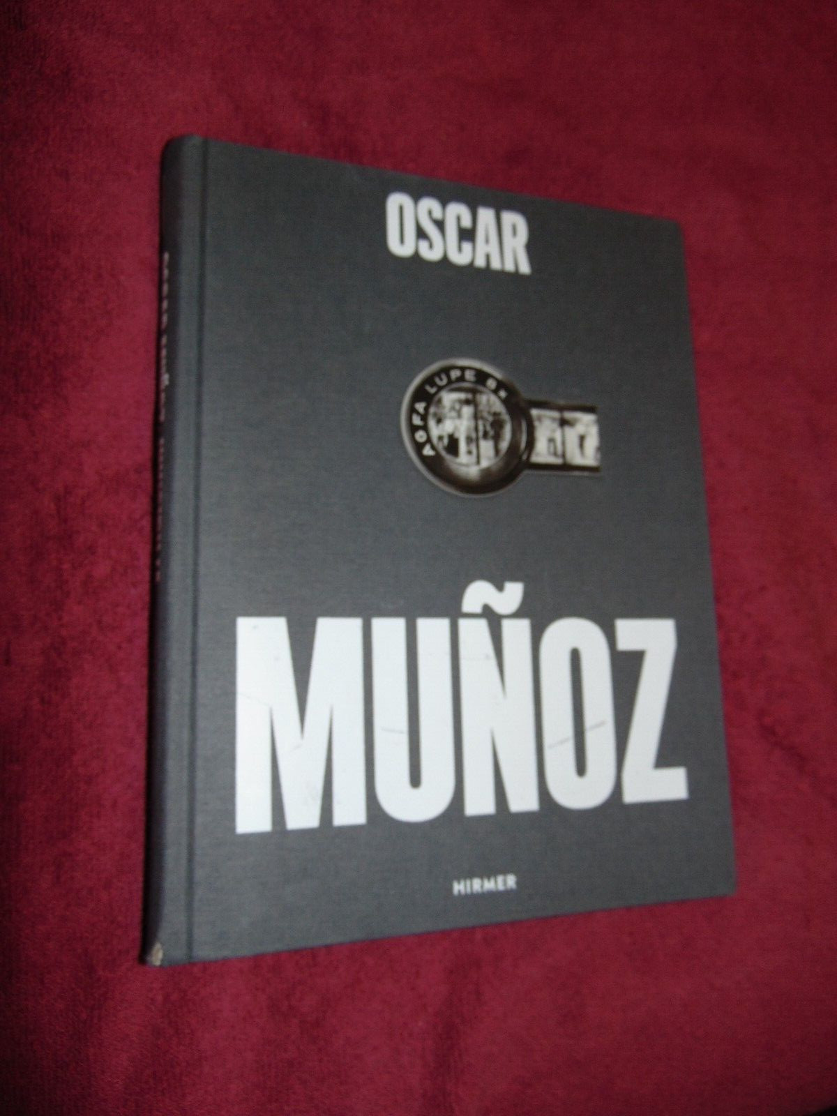 2021 1st HB BOOK: „OSCAR MUNOZ: INVISIBILIA“; BLANTON & PHOENIX ART MUSEUM