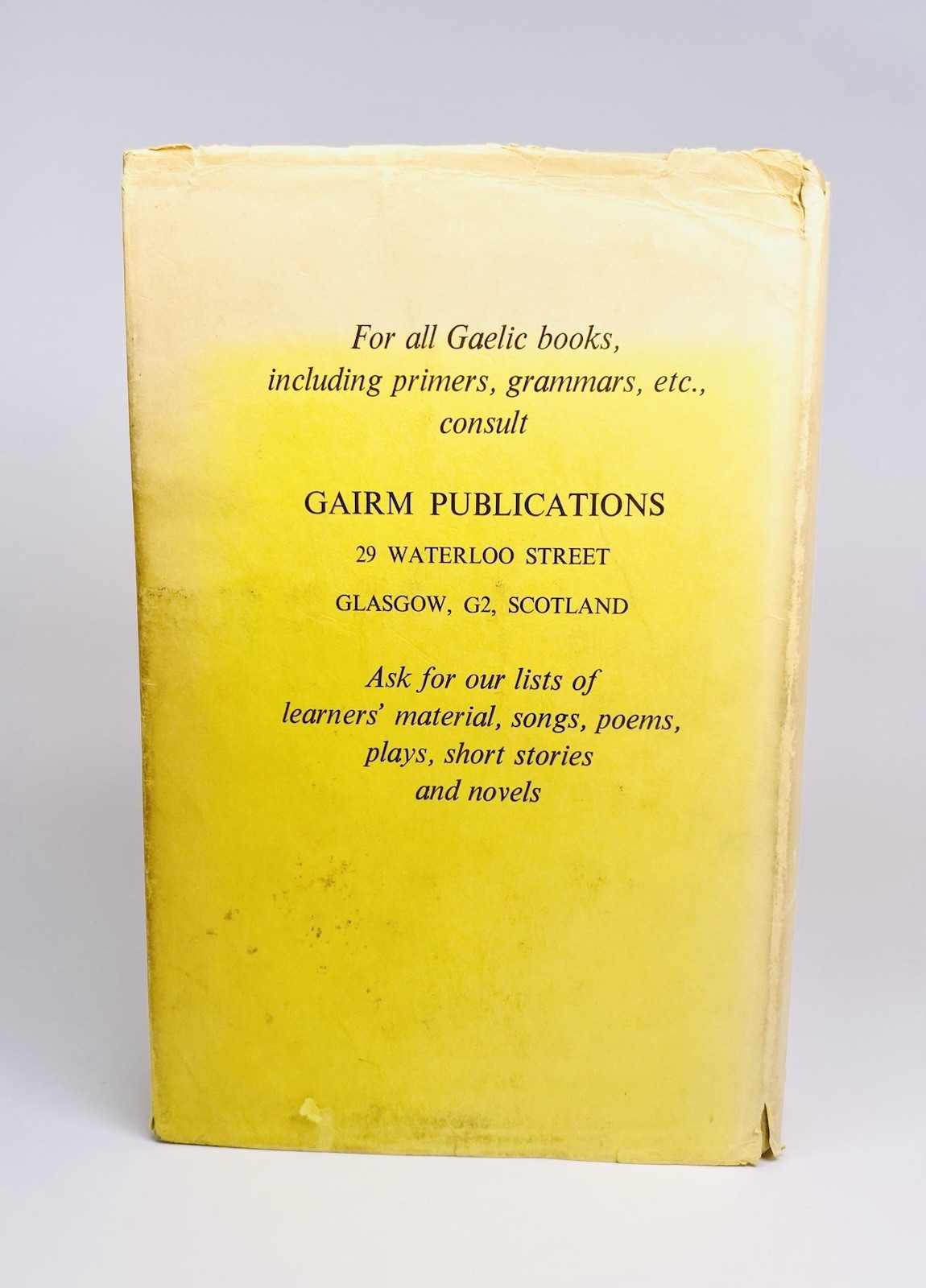 MacALPINE’s PRONOUNCING GAELIC DICTIONARY / GAELIC – ENGLISH, 1973, DJ in MYLAR