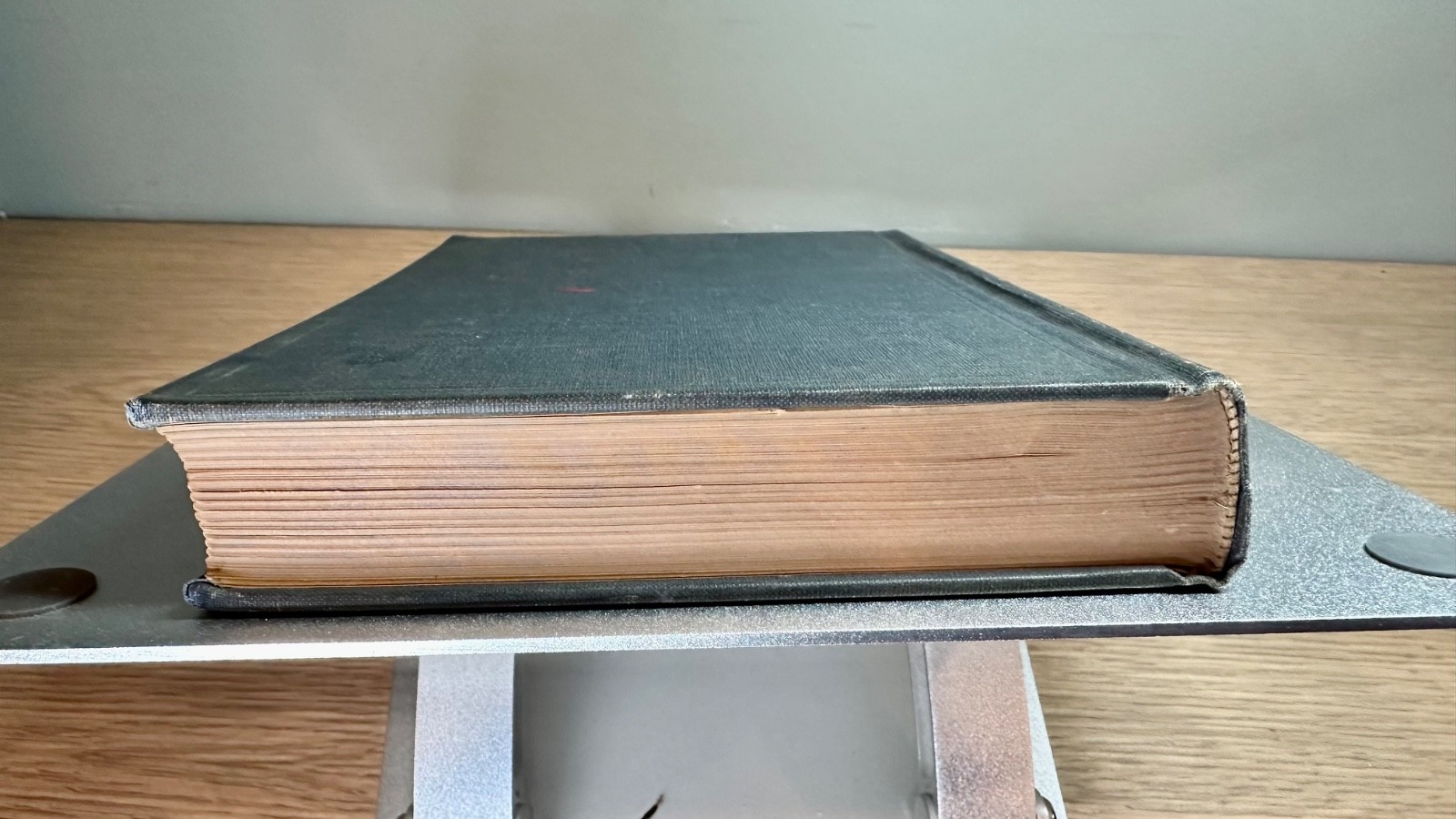 Visual Illusions Matthew Luckiesh 1922 1st Edition HC Optics Camouflage Art
