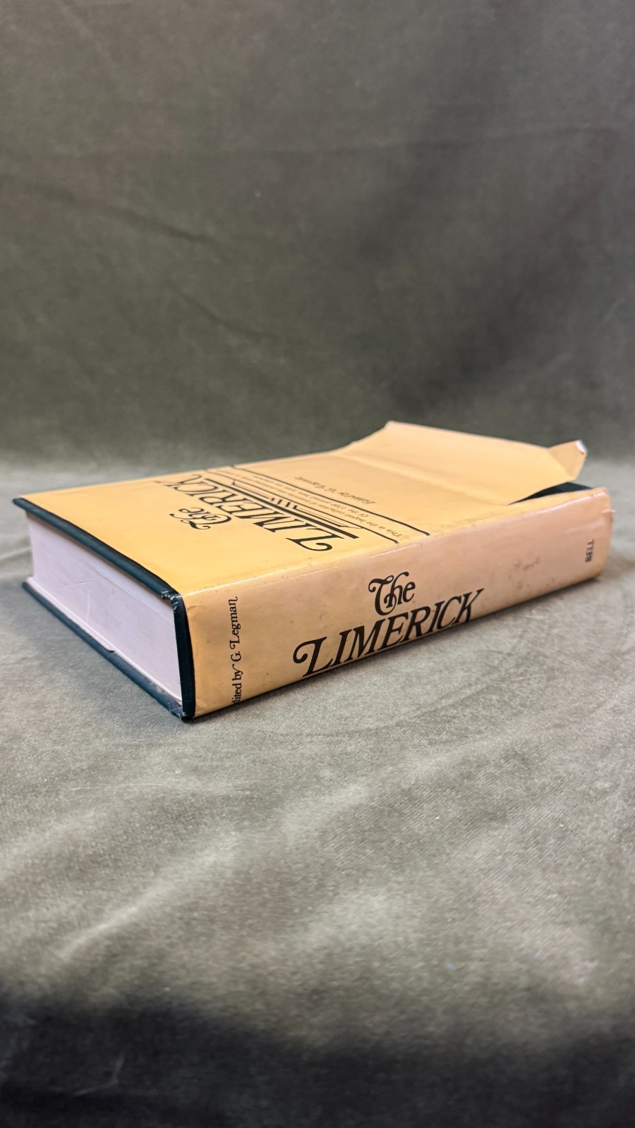 The Limerick: 1700 Examples with Variants and Index by G. Legman 1969 HC/DJ