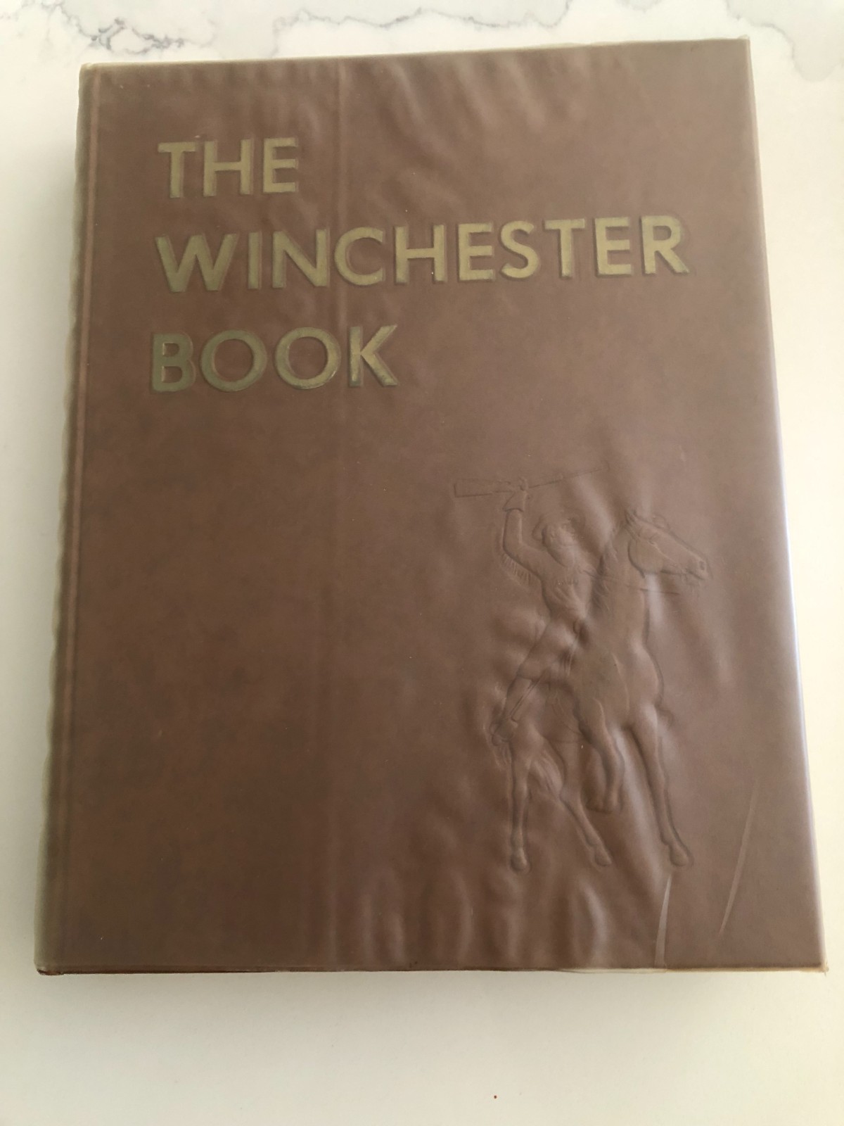 THE WINCHESTER BOOK SIGNED BY GEORGE MADIS TAYLOR PUBLISHING 1971 EX. COND.