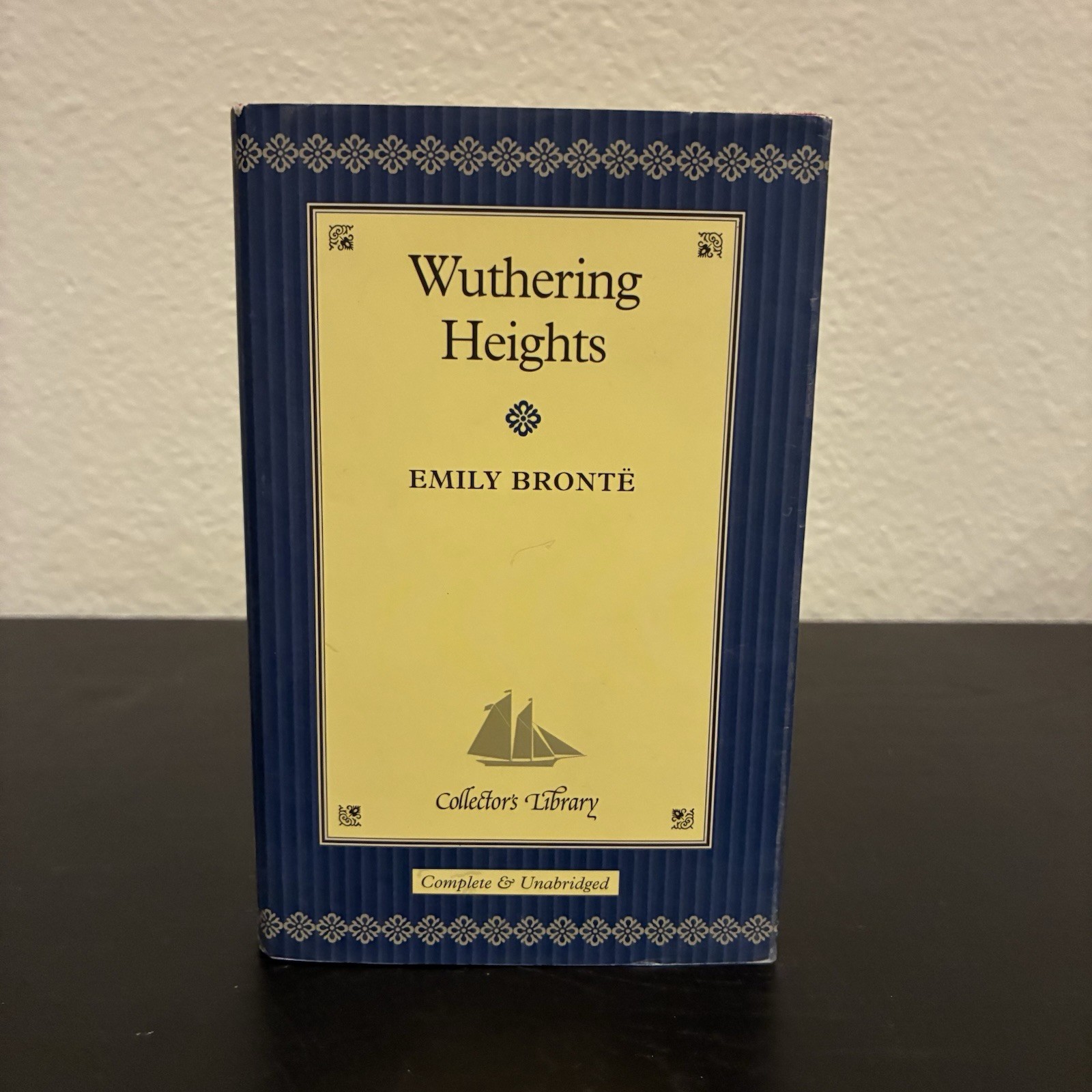 Barnes Noble Collectors Library Mini Hardcover Wuthering Heights- Emily Bronte