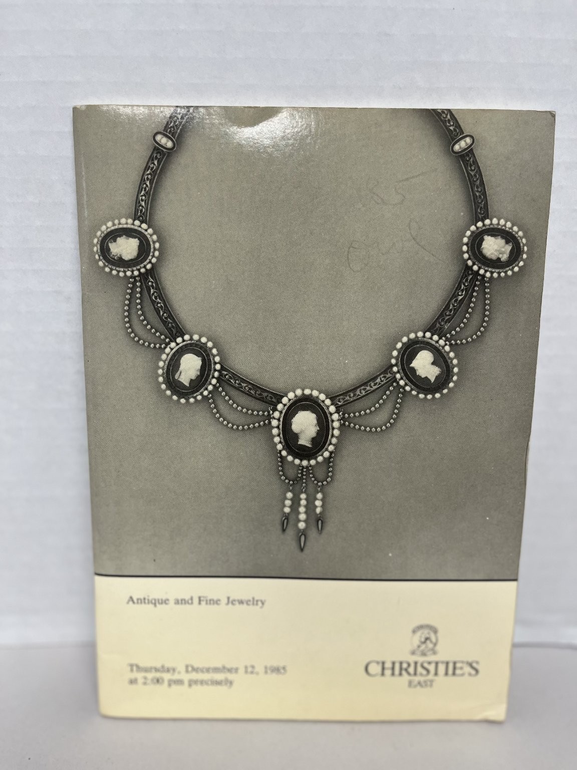 Christie’s Antique & Fine Jewelry Auction Catalog 1985 Sale 6037