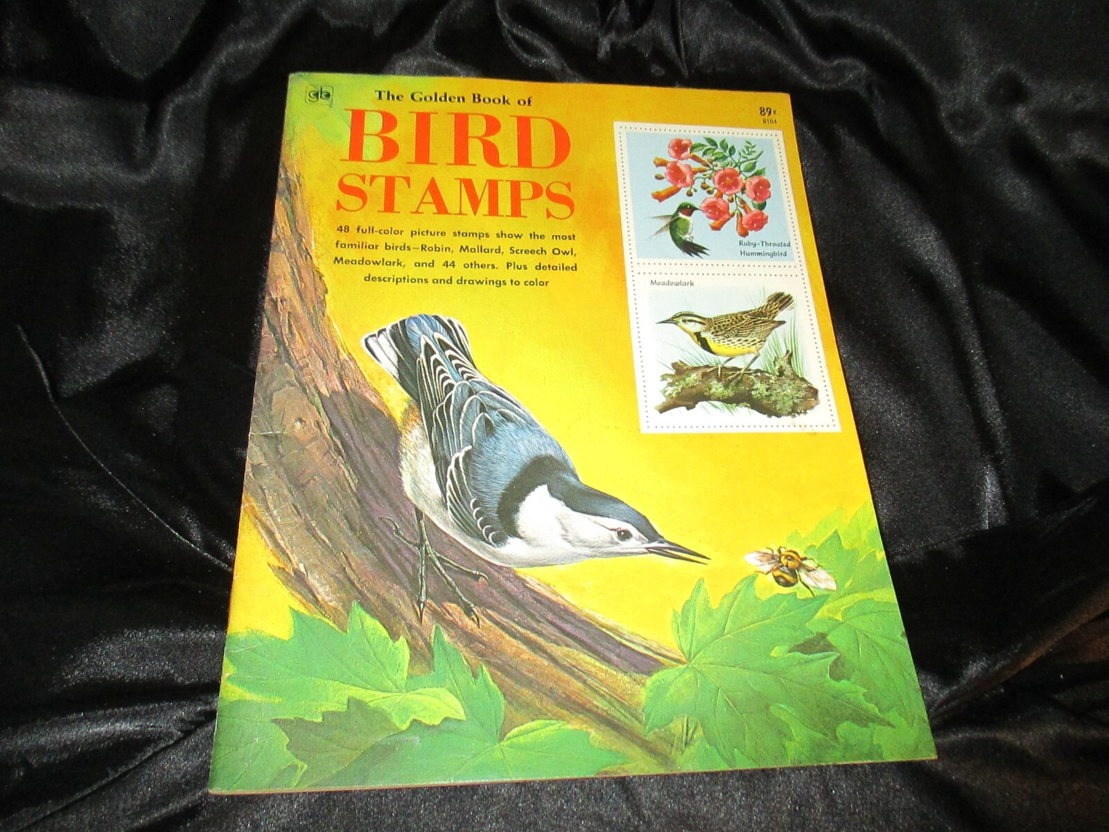 The Golden Book of Bird Stamps by Sonia Bleeker 48 Full Color Stamps PB 1975