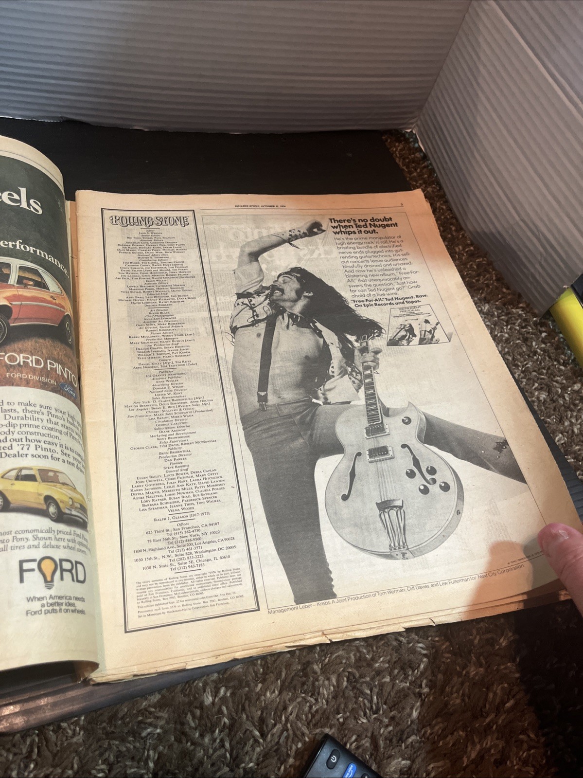 Rolling Stone Magazine #224 – Oct 21, 1976 – The Family / Richard Avedon, Who