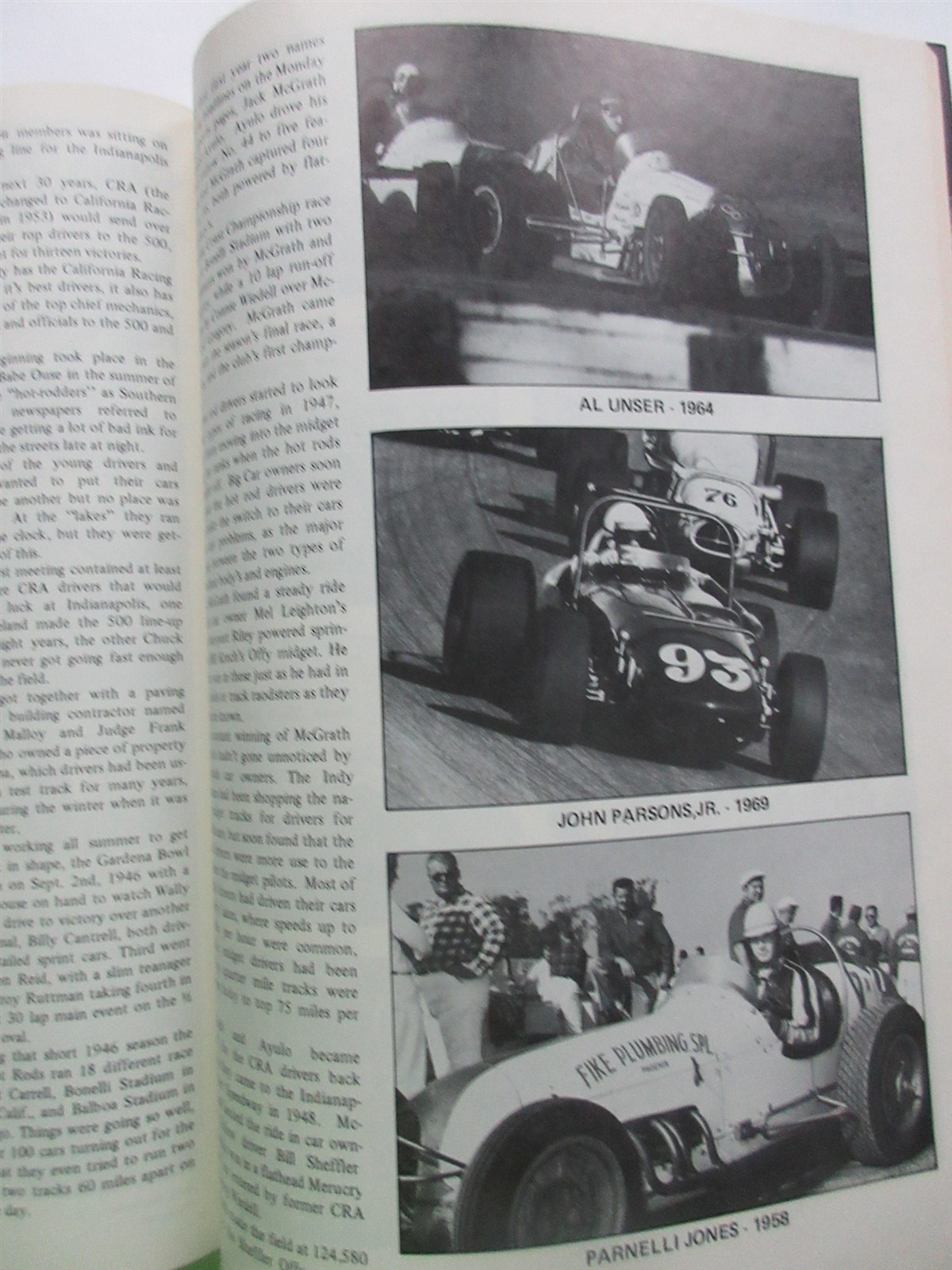 1977 Indianapolis 500 Carl Hungness softcover Yearbook