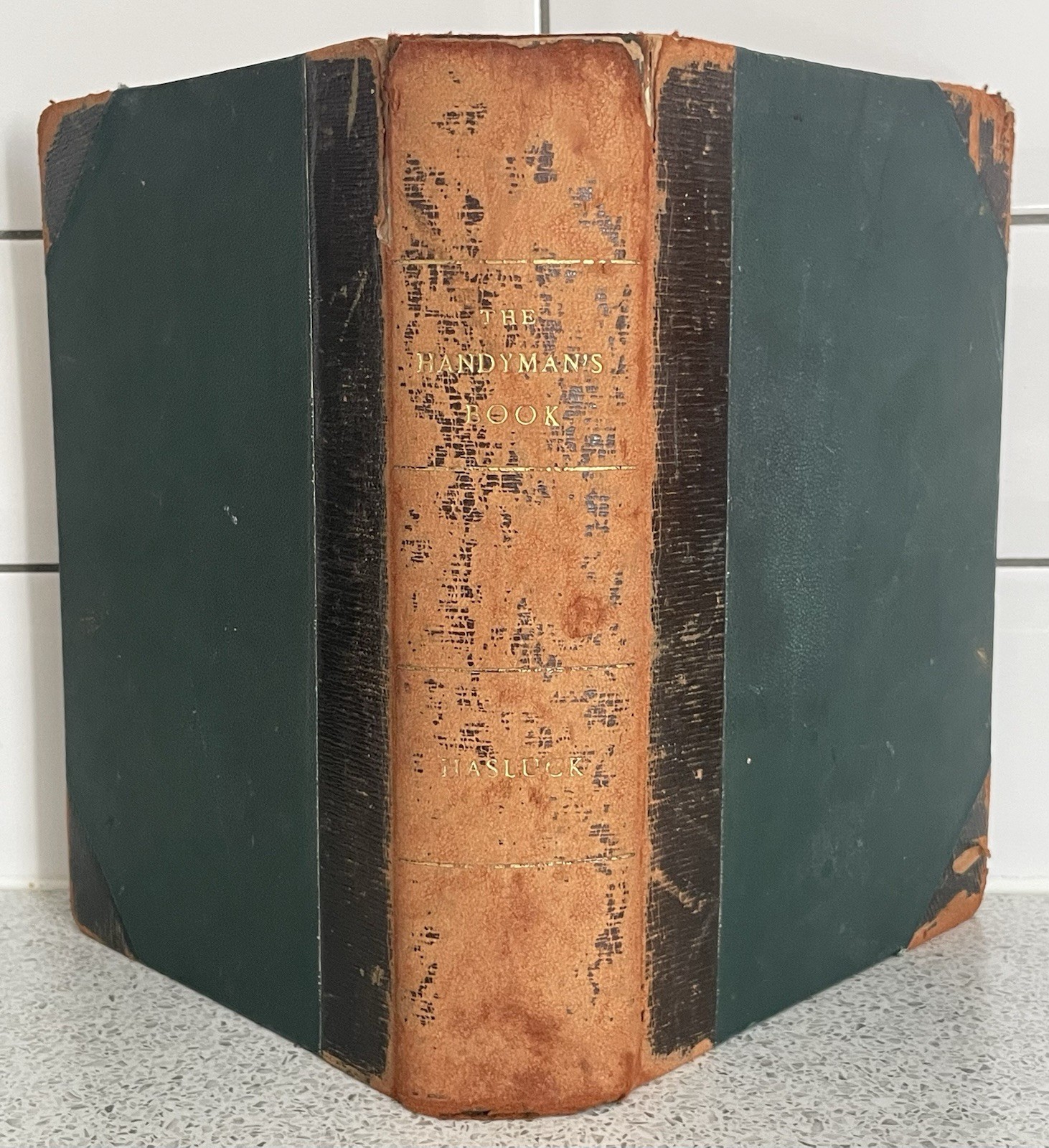 THE HANDYMAN’S BOOK – TOOLS MATERIALS PROCESSES WOODWORKING 1903 DIAGRAMS PLANS