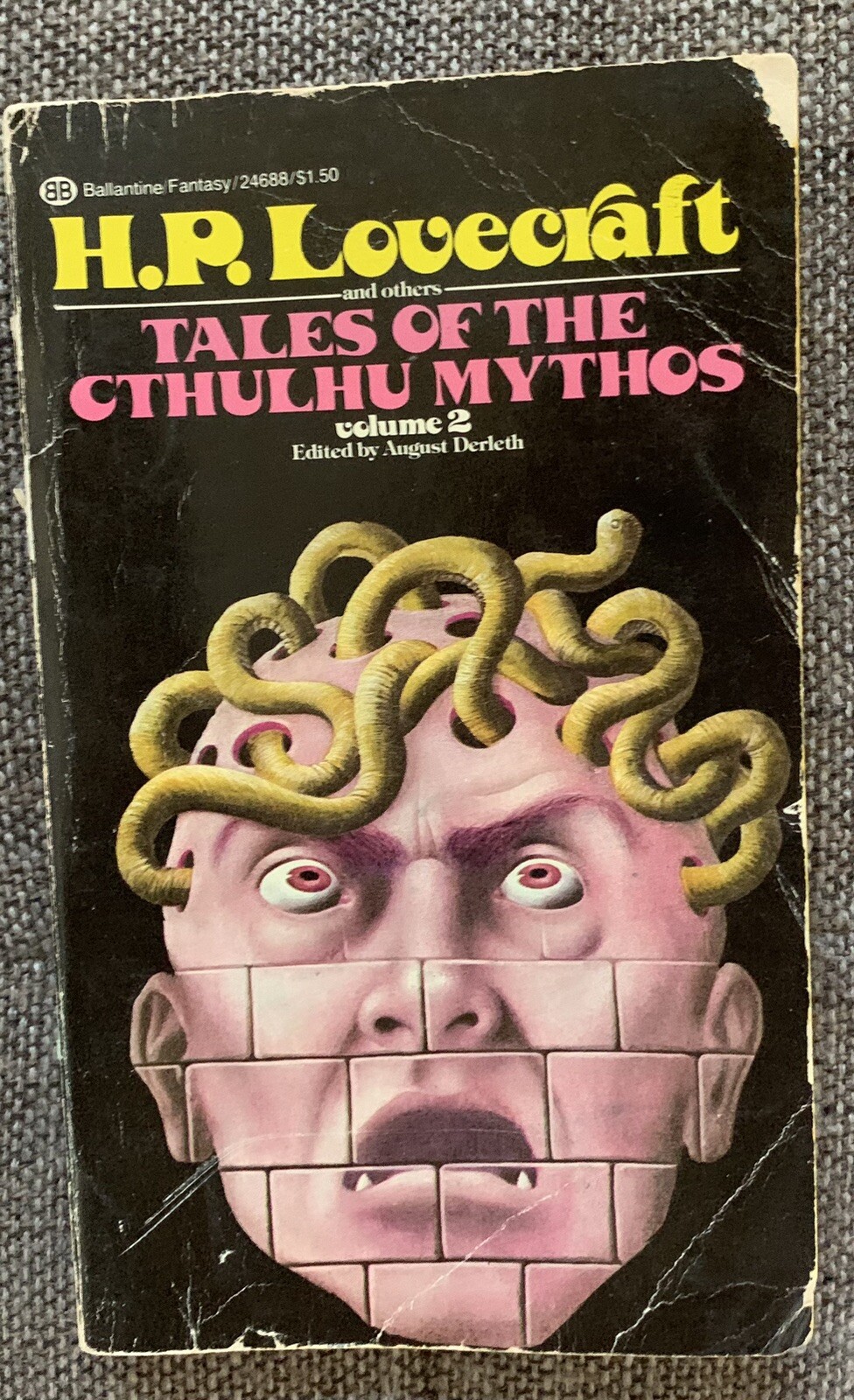 Tales Of The Cthulhu Mythos volume 2 by HP Lovecraft 1975 vintage paperback