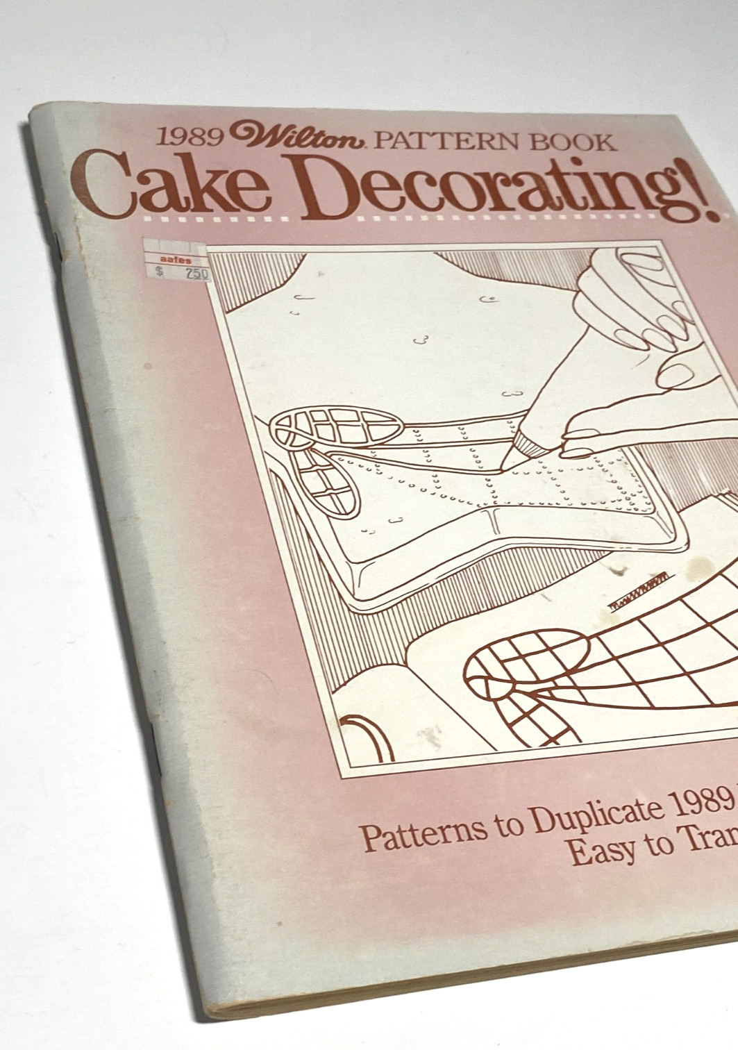 Cake Decorating Wilton Pattern Book Easy to Transfer to Cakes 1989 VTG Paperback